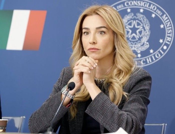 Avs VdA, 'a Genova è finito il governo delle destre' Avs VdA, 'a Genova è finito il governo delle destre'