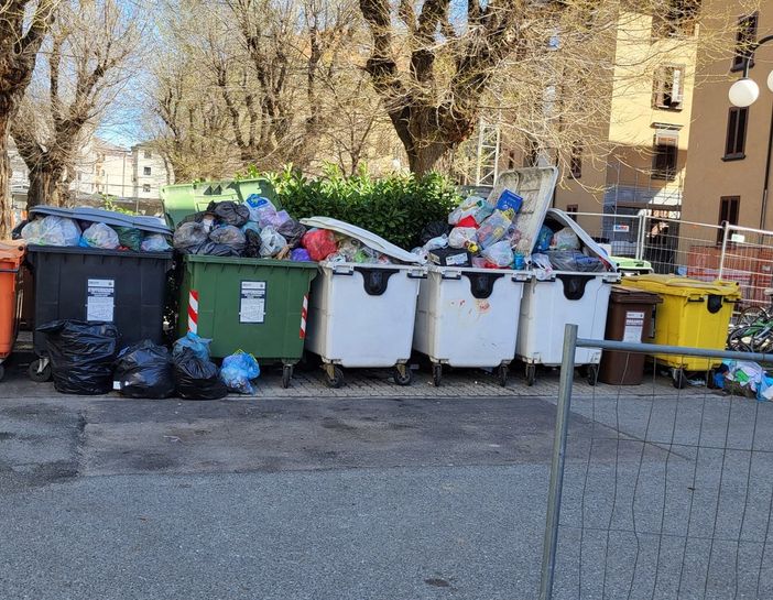 Aosta, stop al degrado-rifiuti: il Comune incontra i residenti del quartiere Cogne