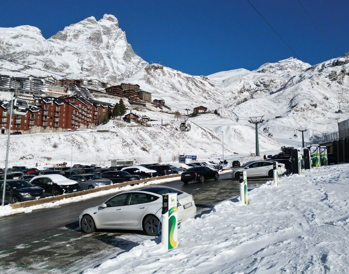 Da CVA Spa e Cervino Spa l’hub di ricarica elettrica più alto d’Europa