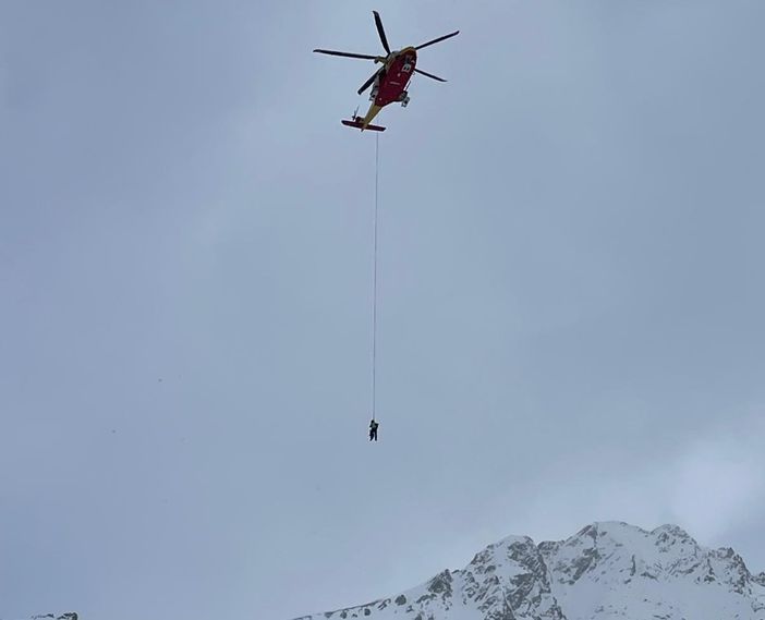 Il recupero della donna, illesa Il recupero della donna, illesa