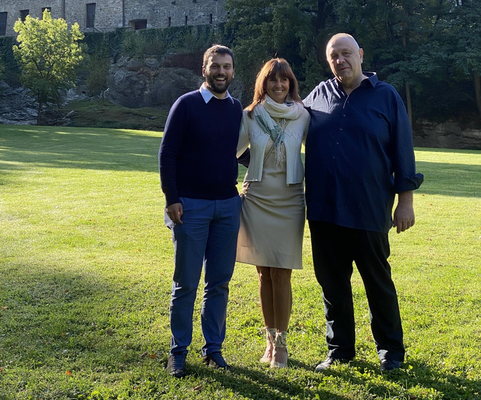 I vertici di PlA; da sn il consigliere regionale Marco Carrel; la presidente, Cristina Camandona e il segretario politico, Aldo Di Marco I vertici di PlA; da sn il consigliere regionale Marco Carrel; la presidente, Cristina Camandona e il segretario politico, Aldo Di Marco