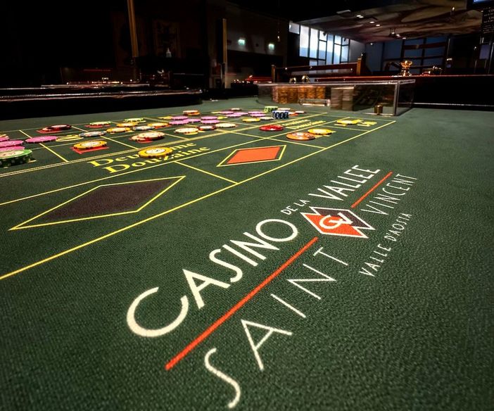 Rilancio, assunzioni e meno emissioni: ecco il Casinò de la Vallée che verrà Rilancio, assunzioni e meno emissioni: ecco il Casinò de la Vallée che verrà