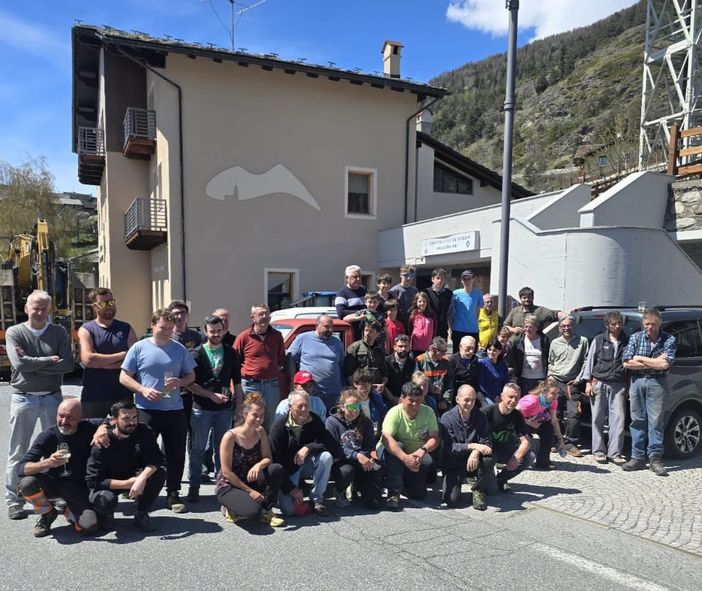 Saint-Nicolas, un successo la corvée degli Alpini dopo il maltempo