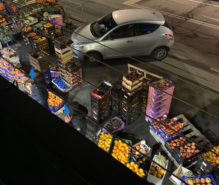 Aosta; commerciante 'invasivo', "ridotta libertà di movimento ai residenti" Aosta; commerciante 'invasivo', "ridotta libertà di movimento ai residenti"