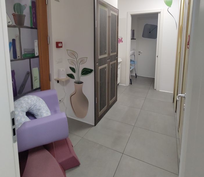 Aosta, aperto il 'Baby pit stop' alla farmacia sotto il Gros Cidac