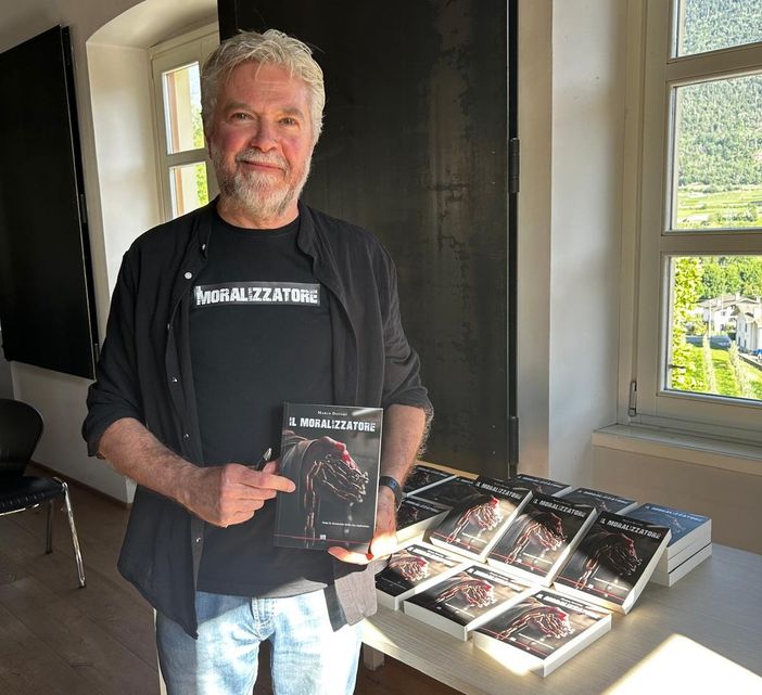 Marco Distort presenta in Valle (prima 'uscita' a Sarre) il suo primo romanzo noir