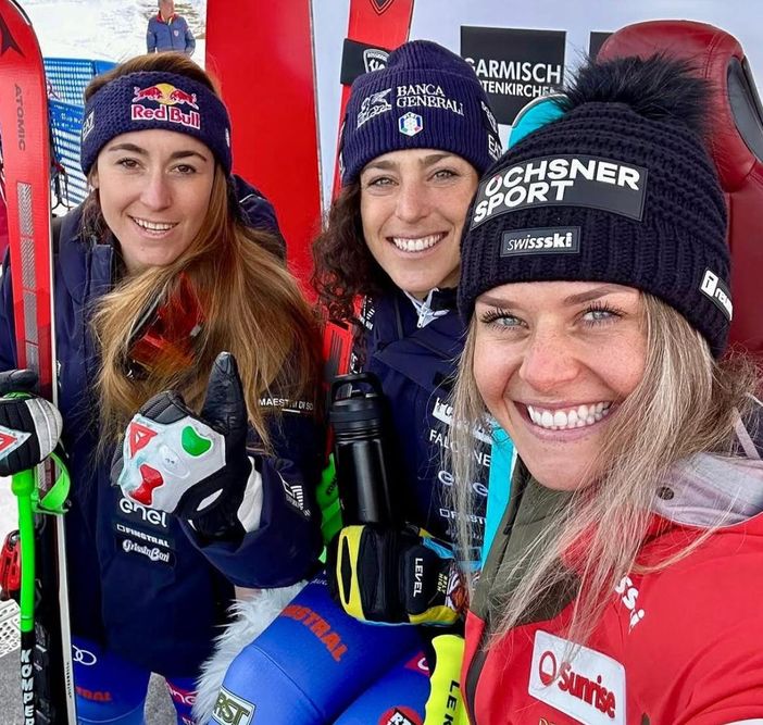 Il podio: da sn Sofia Goggia, Federica Brignone e Corinne Suter (credit Italia Team) Il podio: da sn Sofia Goggia, Federica Brignone e Corinne Suter (credit Italia Team)