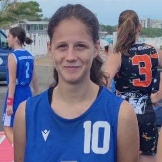 Basket, Fiorisa Bullari porta l'orgoglio dell'Eteila a Rimini Basket, Fiorisa Bullari porta l'orgoglio dell'Eteila a Rimini