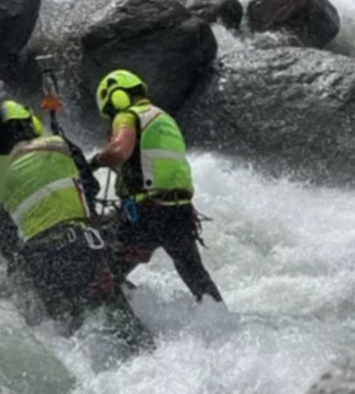 Escursionista cade e muore nel torrente Valnontey a Cogne