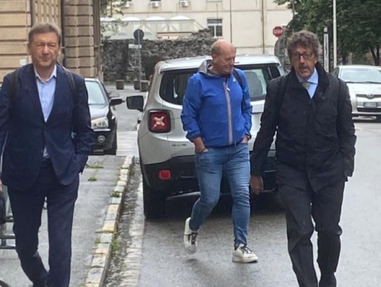 Tra lussuosi hotel, progetti ambiziosi e inchieste penali, fortune e ...