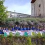 Foto di gruppo per i bimbi del paese