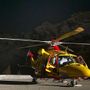 Atterraggio complesso di un elicottero, pilota soccorso dal 118