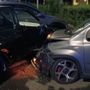 Centra un'auto e fa 'carambola'; incidente stradale in via Chambery ad Aosta