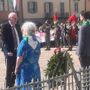 La deposizione della corona in piazza Chanoux (cliccare sulla foto per avviare la gallery)