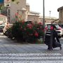 Rilievi della polizia in via Rey dopo l'aggressione Rilievi della polizia in via Rey dopo l'aggressione