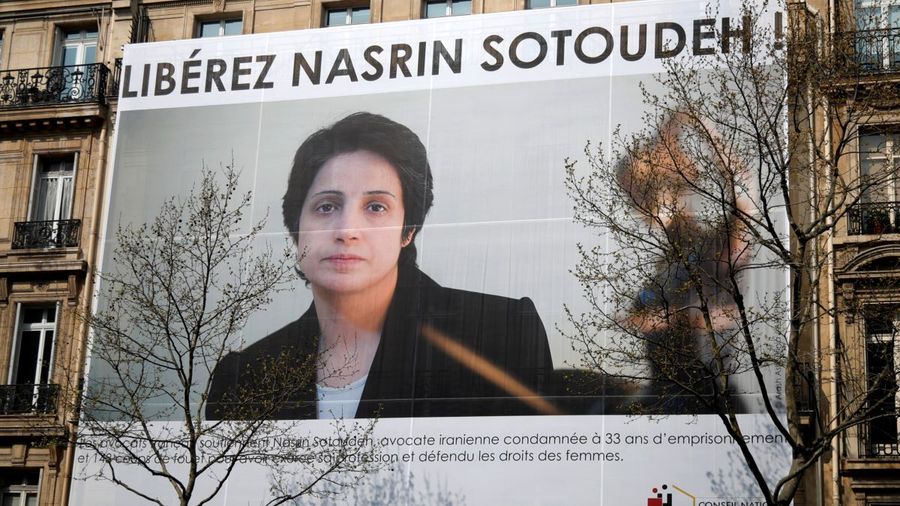 Protestano avvocate e avvocati valdostani per l'arresto della collega Soutodeh