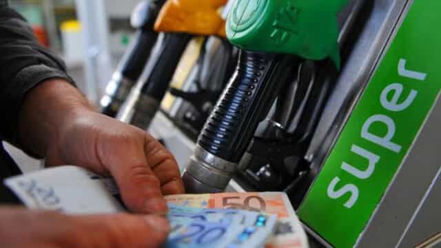 Lega VdA, 'sul caro-carburanti il Governo interviene, la Regione resta ferma'