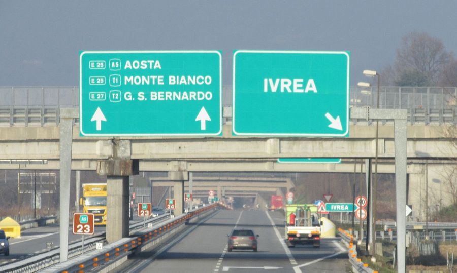 Restringimenti sulla A5 prorogati al 30 aprile