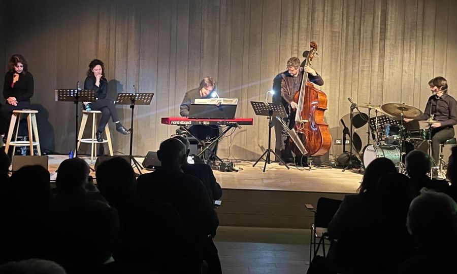 I Woody'n'us ieri nella sala Monte Bianco gremita di pubblico I Woody'n'us ieri nella sala Monte Bianco gremita di pubblico