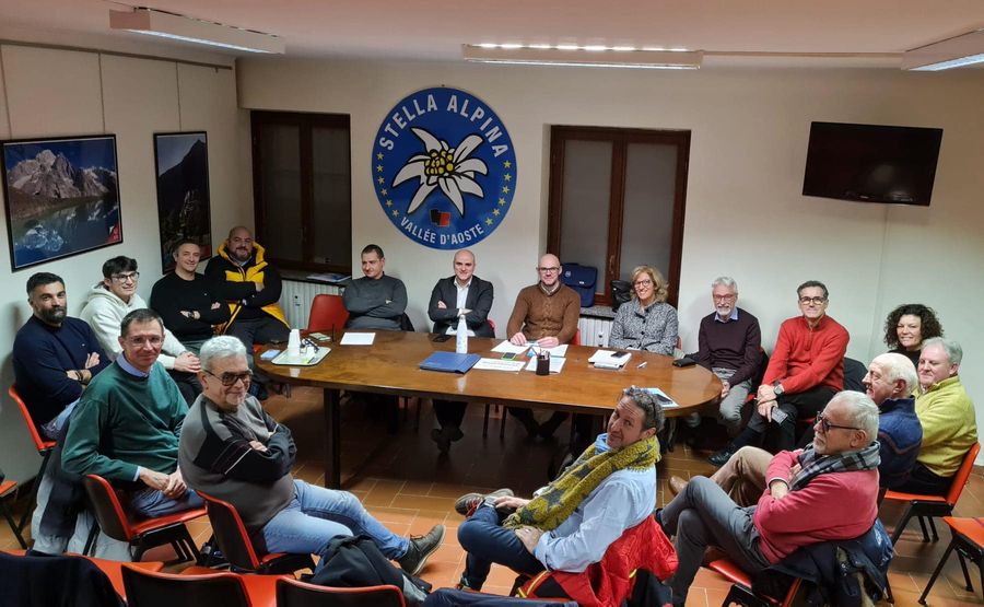 Stella Alpina incontra la popolazione valdostana Stella Alpina incontra la popolazione valdostana
