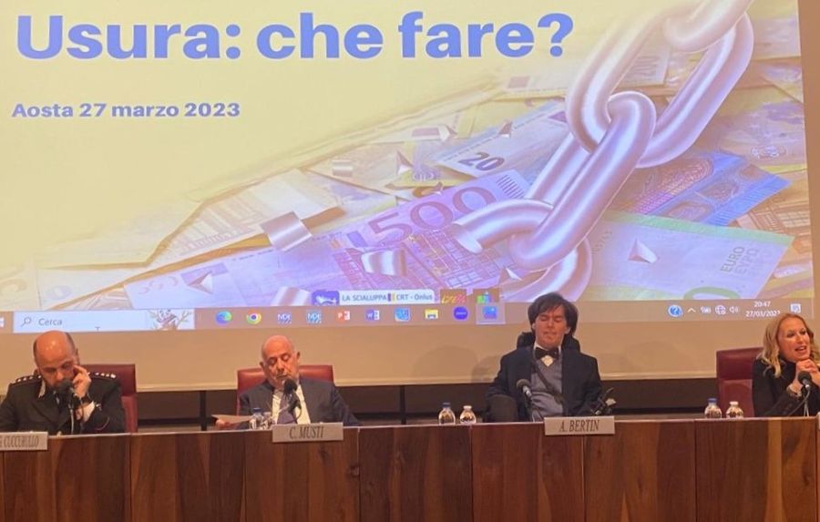'Usura, che fare?': Pericoli e strategie per uscirne, se n'è parlato ad Aosta 'Usura, che fare?': Pericoli e strategie per uscirne, se n'è parlato ad Aosta
