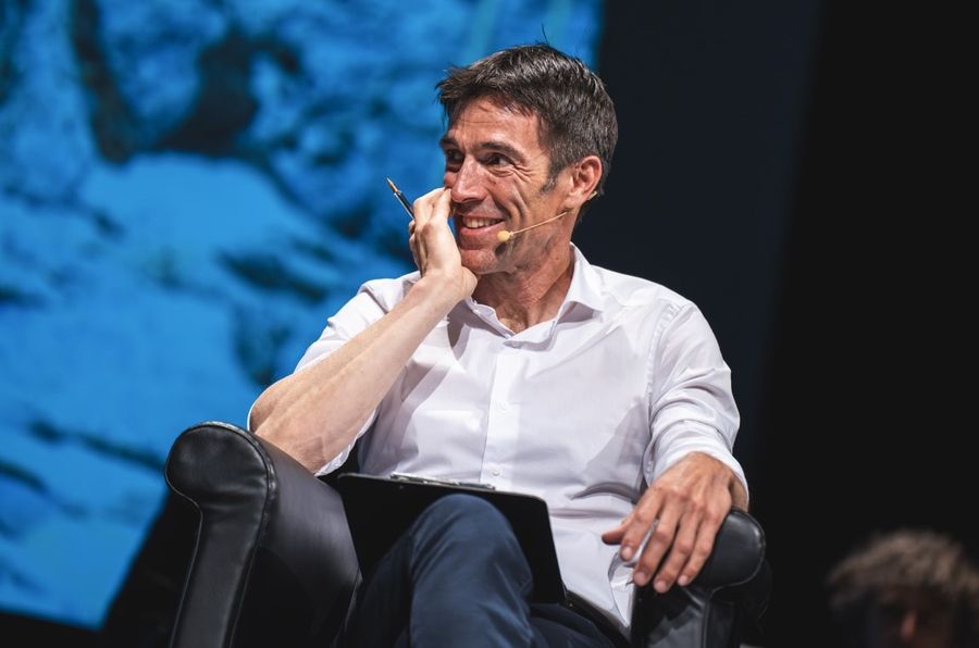 Hervé Barmasse, un'estate per vivere e raccontare la montagna Hervé Barmasse, un'estate per vivere e raccontare la montagna