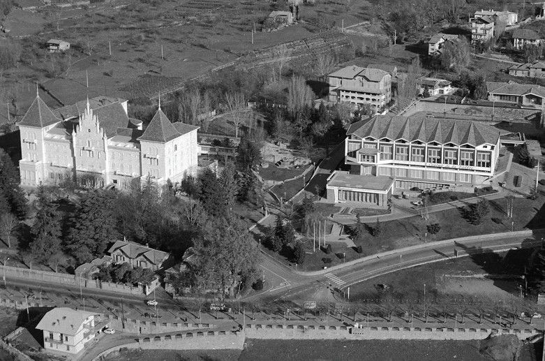 Il Grand Hotel Billia (a sn) e il Casino de la Vallée nei primi anni Settanta