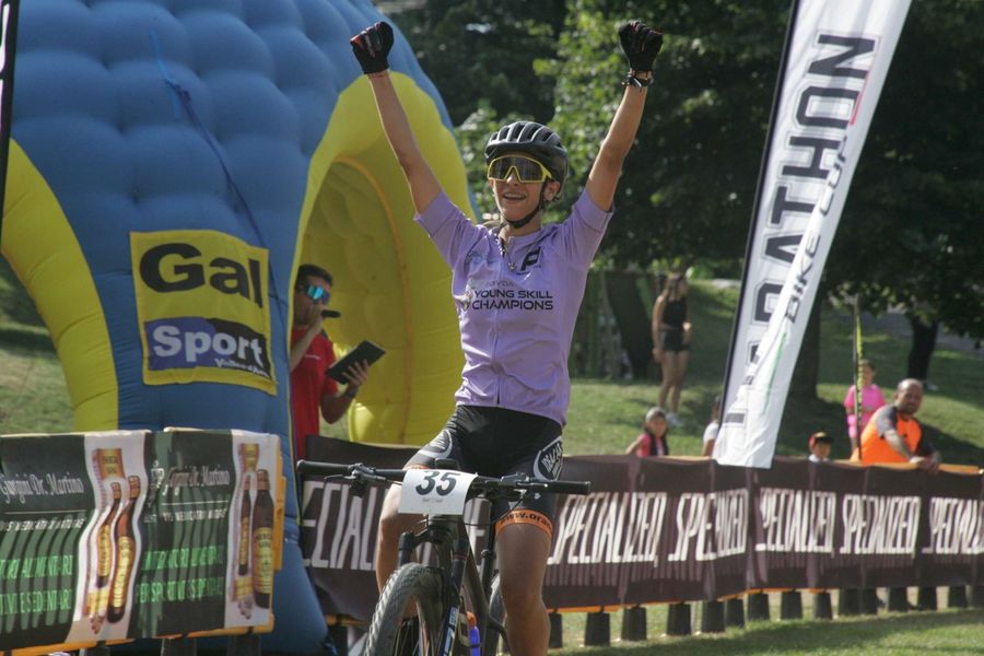 Amélie Cerise Amélie Cerise