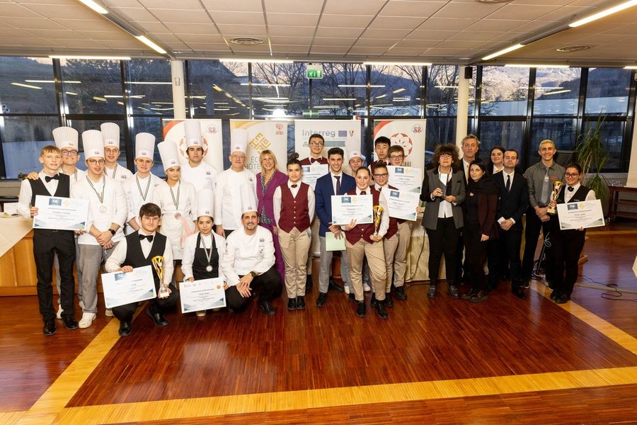 Foto di gruppo per premiati e concorrenti (photo credit Fondazione Turistica VdA(Giuseppe Di Mauro)