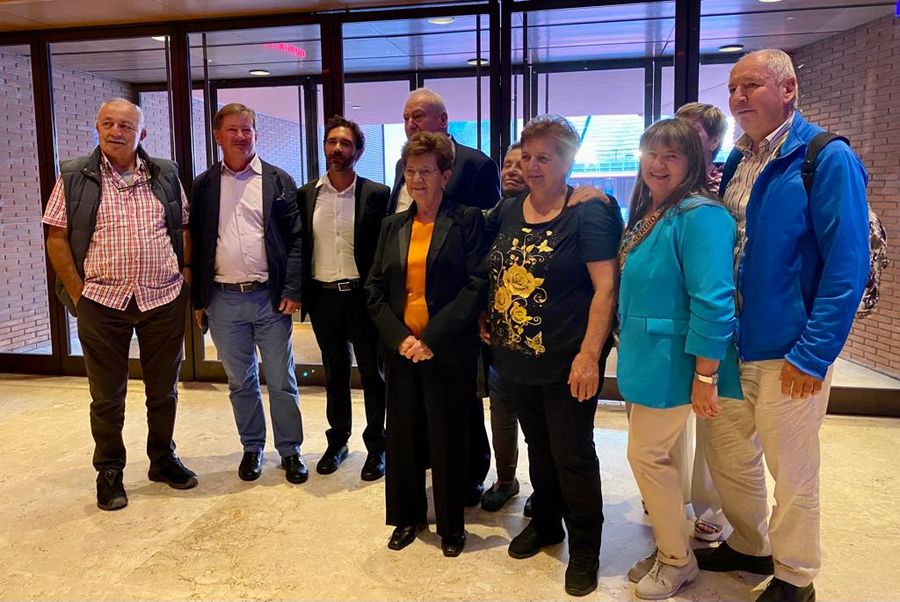 Alcuni residenti di Lignan che hanno recitato nel film, invitati alla presentazione al Festival