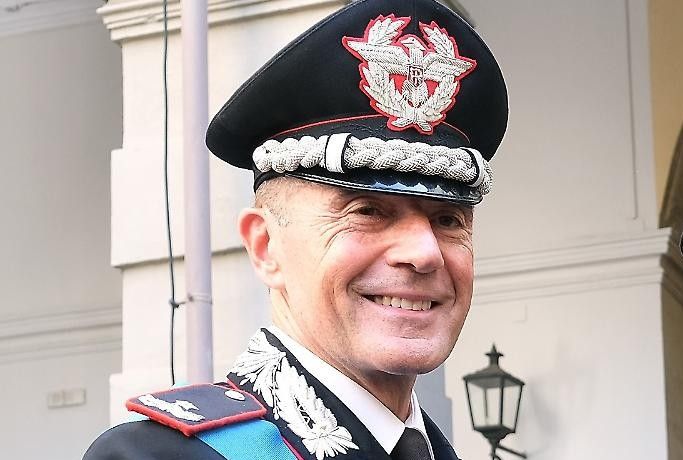 Il generale dei CC Andrea Paterna Il generale dei CC Andrea Paterna