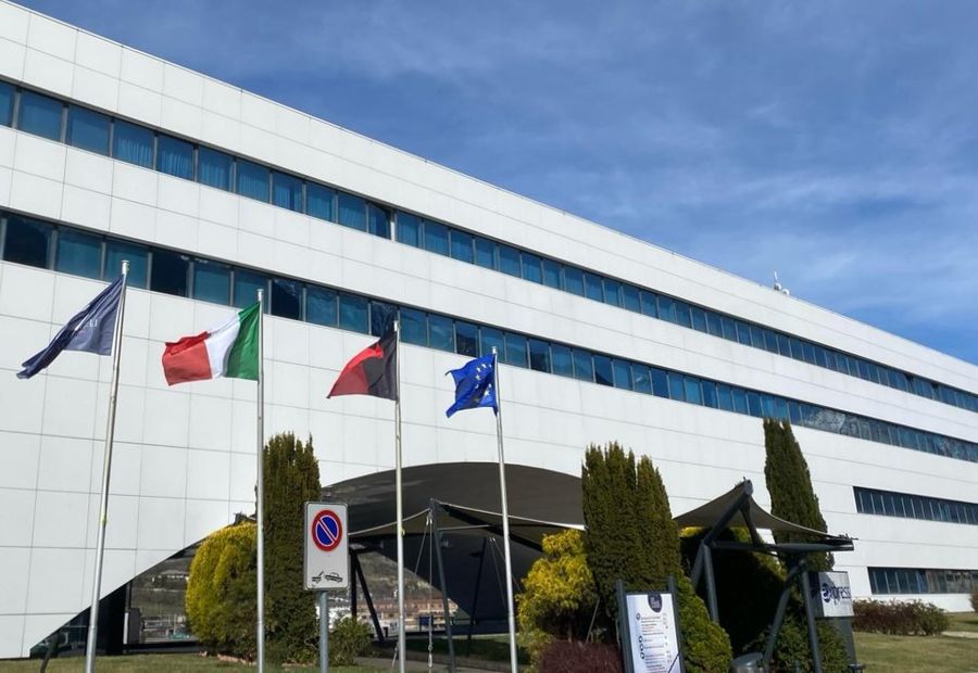 Spazi pubblicitari offresi a Les Halles d'Aoste per promuovere la vostra attività