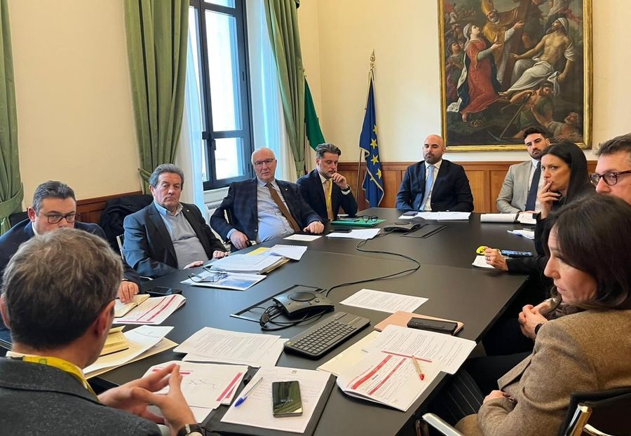 La riunione al ministero La riunione al ministero