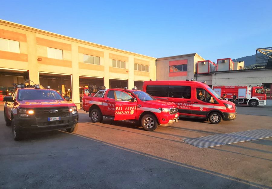I Vigili del fuoco intervenuti in corso Ivrea ad Aosta