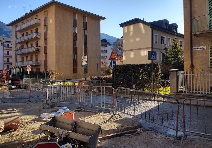 Aosta: via Monte Vodice riapre al traffico sabato 1 marzo Aosta: via Monte Vodice riapre al traffico sabato 1 marzo