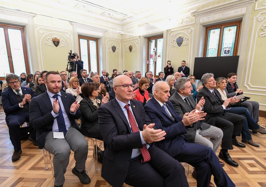 Ottant’anni di Consiglio Valle e una sala troppo piccola: quando la memoria divide invece di unire Ottant’anni di Consiglio Valle e una sala troppo piccola: quando la memoria divide invece di unire