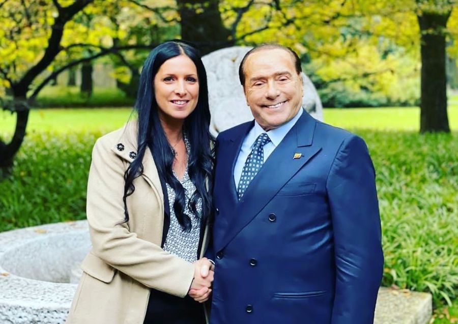 Emily Rini con Silvio Berlusconi Emily Rini con Silvio Berlusconi
