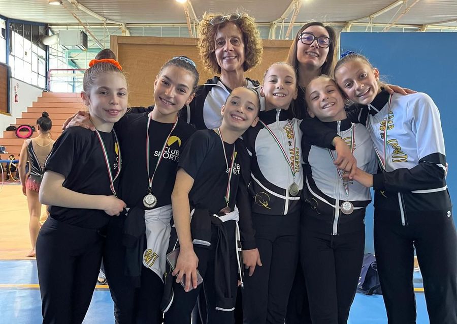 Ginnastica: Club des Sports in grande evidenza nelle gare di ritmica a St-Vincent Ginnastica: Club des Sports in grande evidenza nelle gare di ritmica a St-Vincent