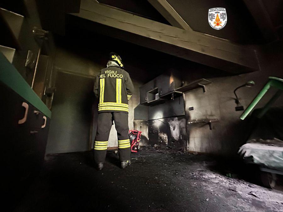 Alloggio divorato dalle fiamme a Gressoney-St-Jean