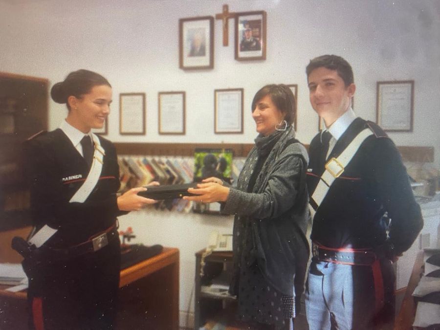 Recuperati dai carabinieri i computer rubati alle scuole di Chevrot