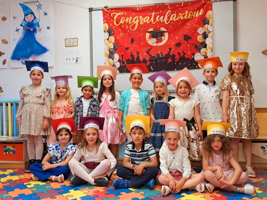 Festa dei Diplomi per i bimbi della Sant'Orso che approdano alla primaria Festa dei Diplomi per i bimbi della Sant'Orso che approdano alla primaria