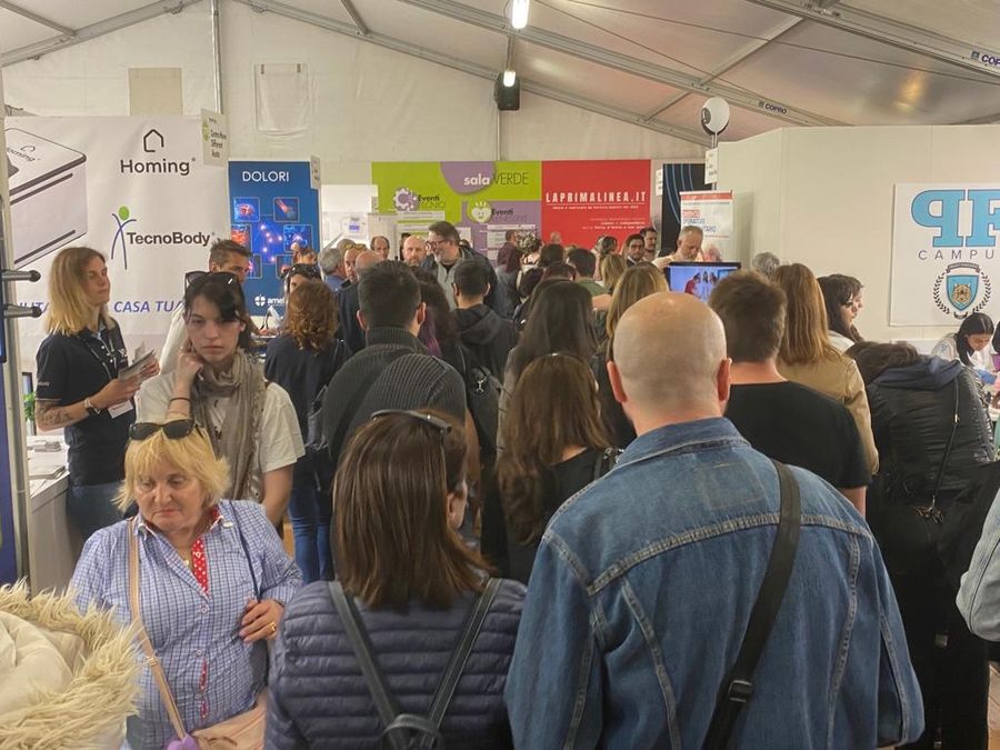 Folla all'edizione 2023 di M&L Folla all'edizione 2023 di M&L