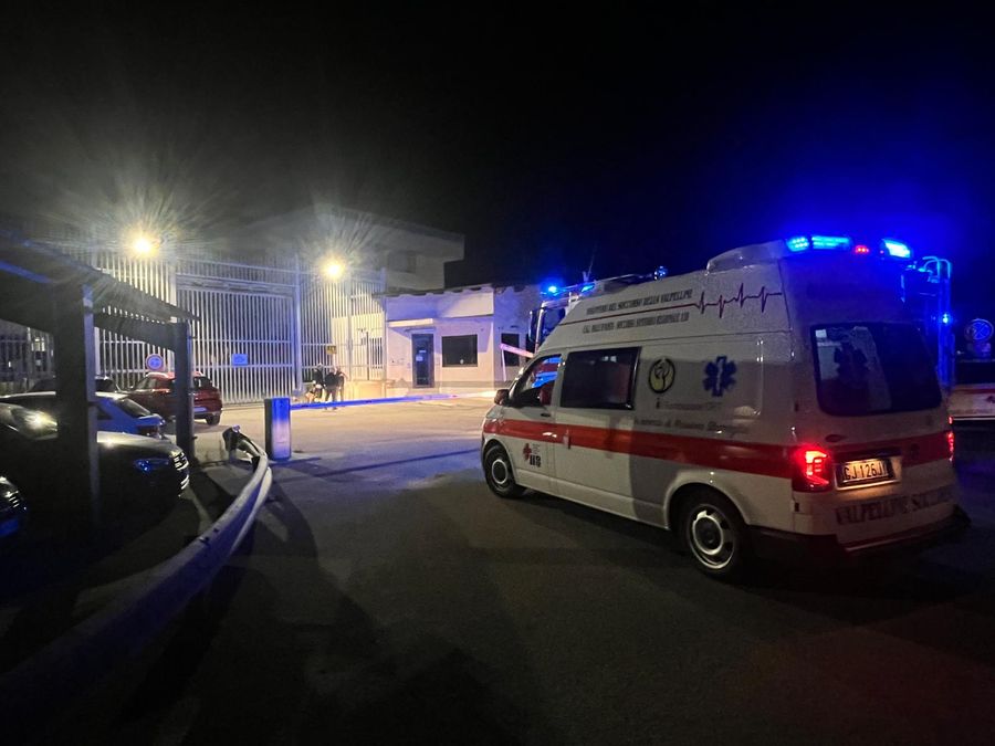 Rivolta al carcere di Brissogne, 'devastazioni e violenze gratuite' Rivolta al carcere di Brissogne, 'devastazioni e violenze gratuite'