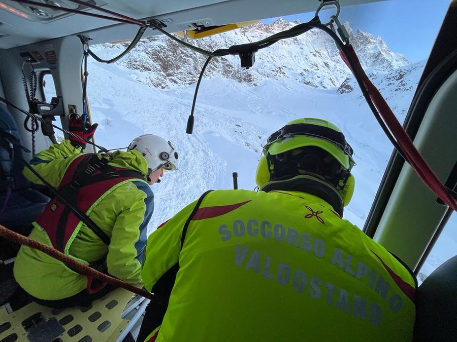 Tre aspiranti guide alpine disperse nella valanga caduta sopra la Val di Rhemes