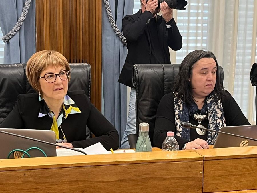 Legge elettorale, è scontro aperto in PCP ma chi sono i 'compagni che sbagliano?'