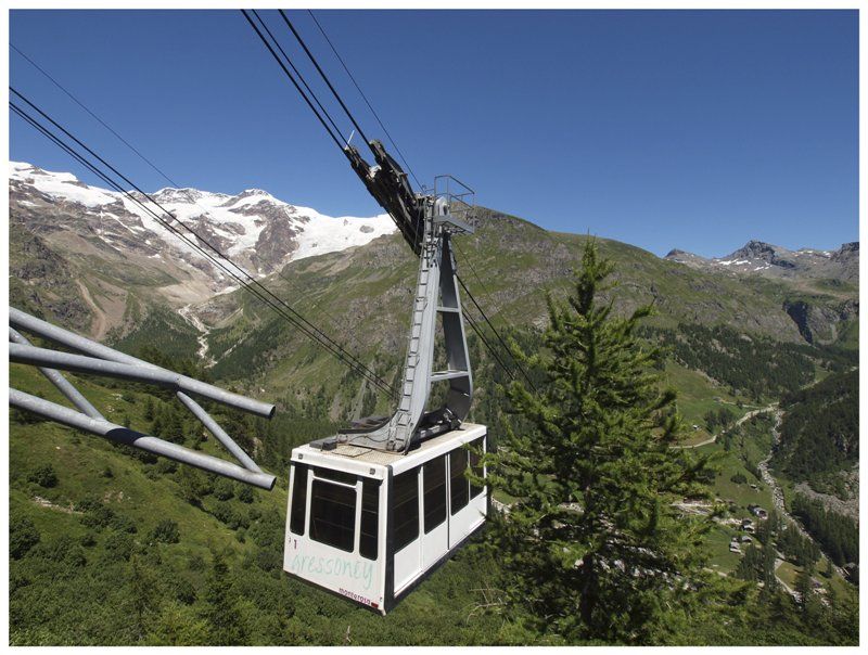 Mortale incidente sul lavoro a Issime, la vittima è Stefano Rabaglio Mortale incidente sul lavoro a Issime, la vittima è Stefano Rabaglio