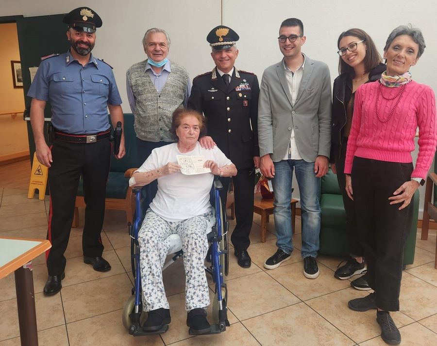 'Vorrei votare ma sono in microcomunità...'; nessun problema, arrivano i carabinieri