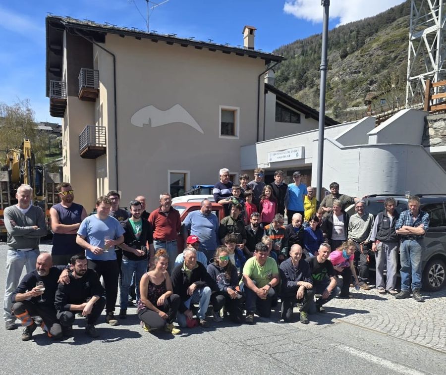Saint-Nicolas, un successo la corvée degli Alpini dopo il maltempo