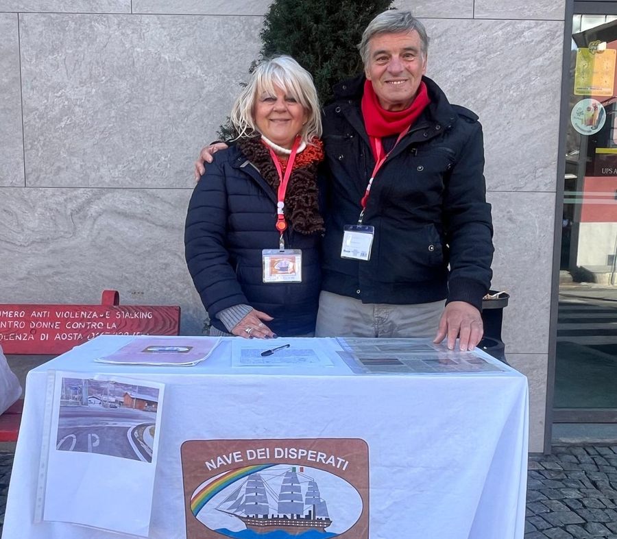 Oltre 700 ad oggi le firme di chi chiede una modifica alla nuova rotonda a Nus Oltre 700 ad oggi le firme di chi chiede una modifica alla nuova rotonda a Nus