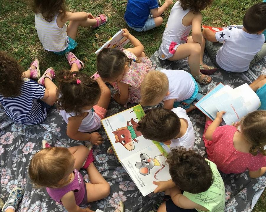 La sperimentazione scolastica '0-6' farà risparmiare ma preoccupa docenti e fa discutere la politica